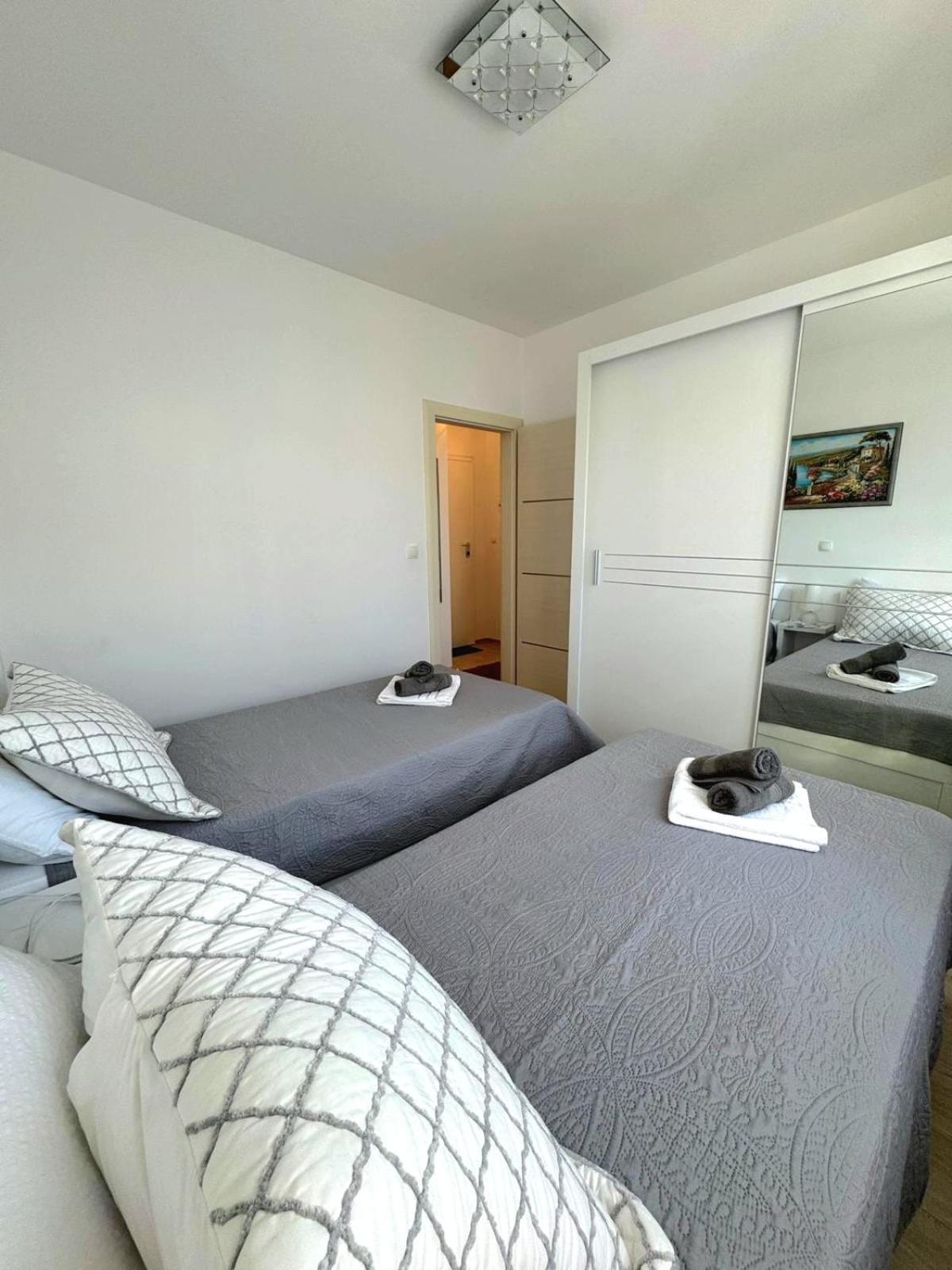 Apartment Misic Trogir Kültér fotó