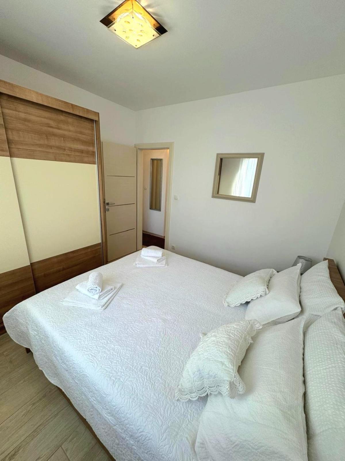Apartment Misic Trogir Kültér fotó